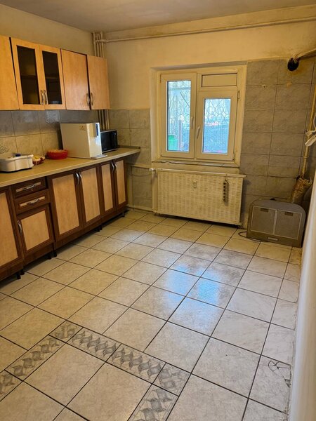 Mihai Bravu, proprietar, apartament intre Mall Vitan – Dristor.